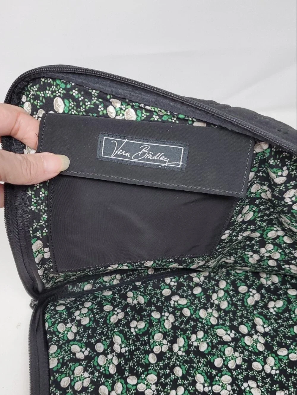Vera Bradley Black Sleeve with Green and White Floral Padded Lining